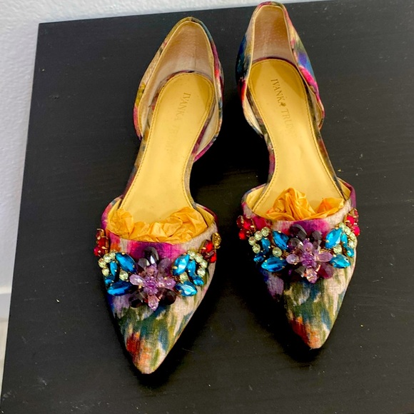 IVANKA TRUMP FLATS 🥿 - Picture 1 of 5